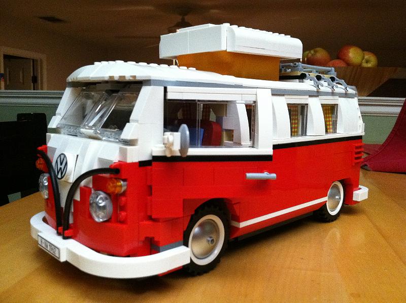 img_1320.jpg - Lego VW camper - finished product!