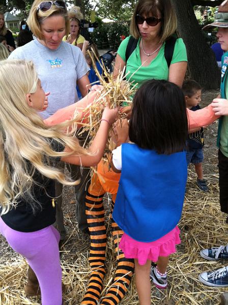 img_2380.jpg - Scarecrow building at Alden Lane with the Girl Scouts