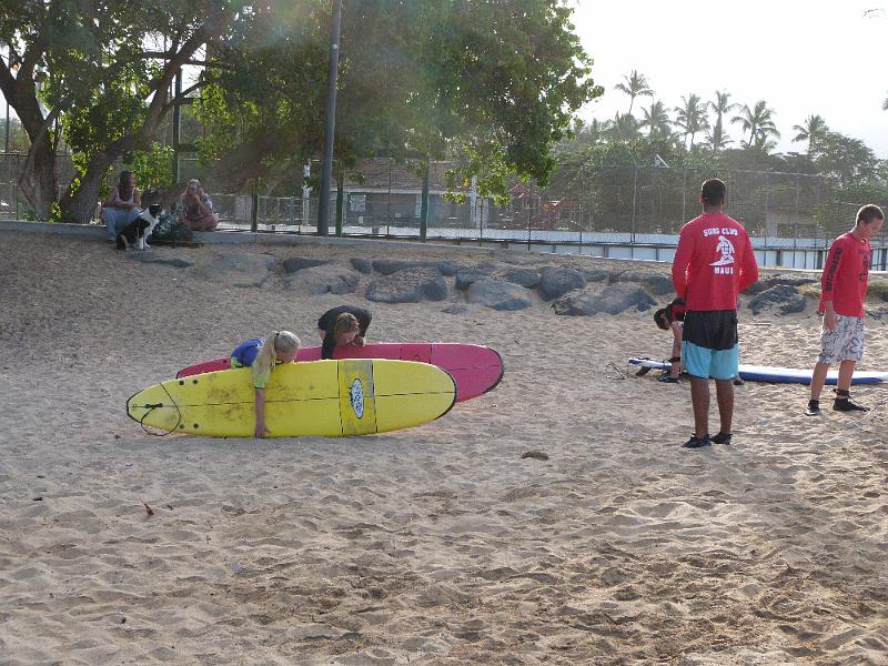 p1020183.jpg - Everyone carries their own board!